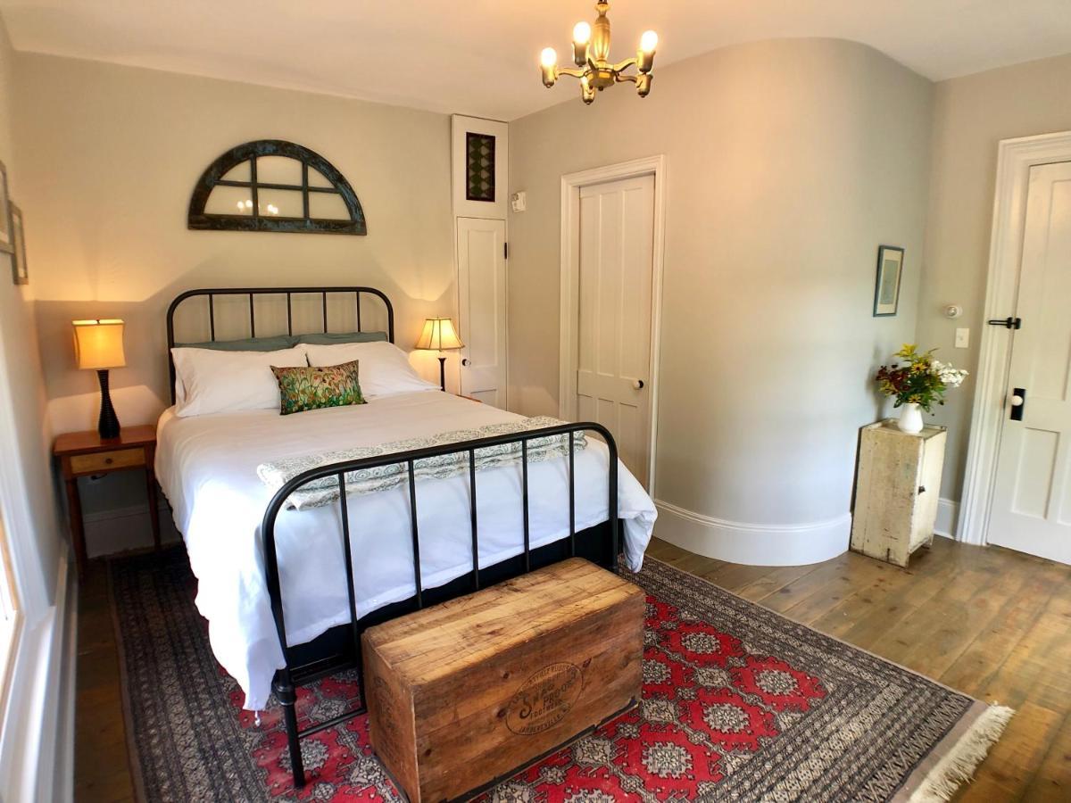 Mill Pond Inn Jefferson Экстерьер фото